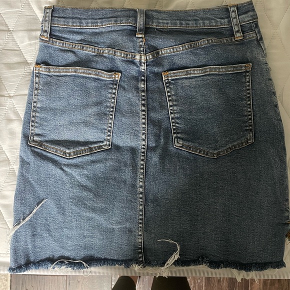 Aritzia Jean Skirt - Picture 2 of 2